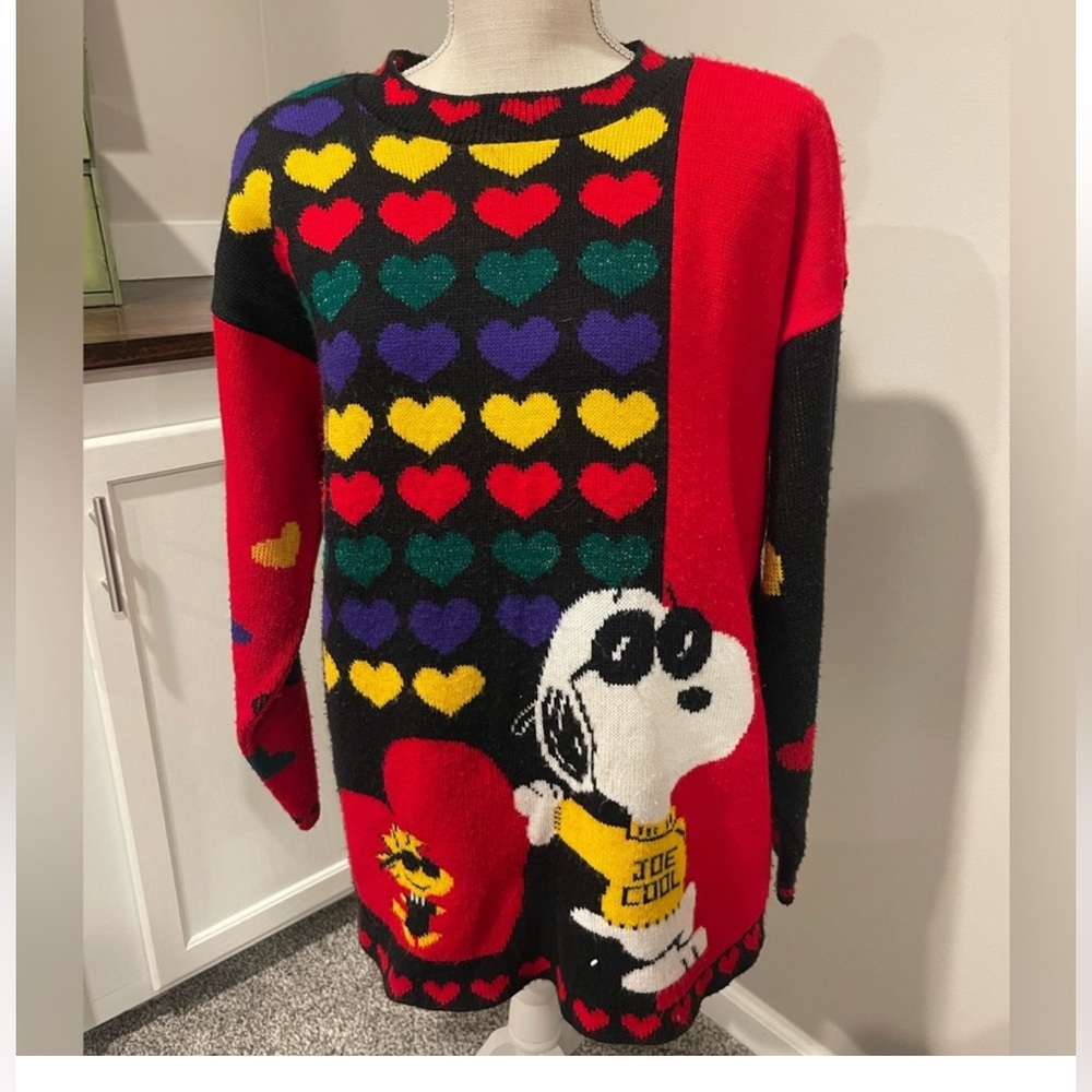 Vintage Rare Snoopy Valentines sweater made in USA